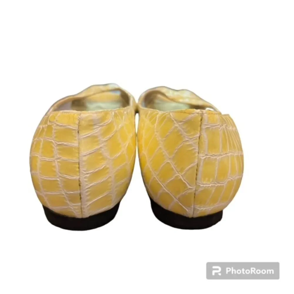 Andrea Carrano Women's Croc Textured flats Yellow Size 8.5‎